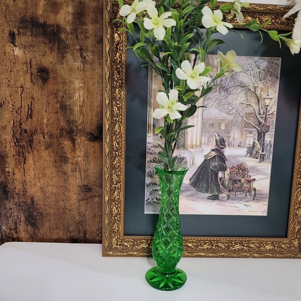 Vintage Hoosier Emerald Green Glass Bud Vase